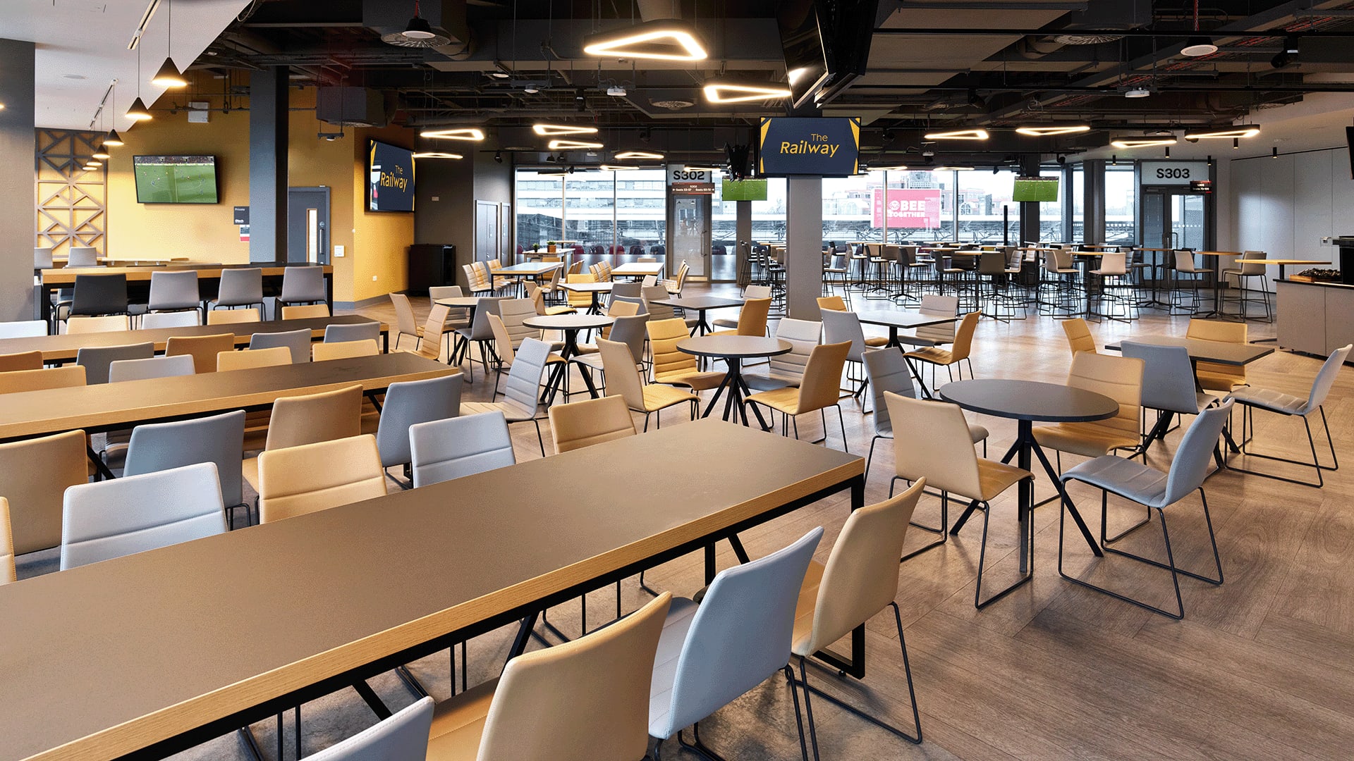 Railway_Lounge_Image_fhwtzn