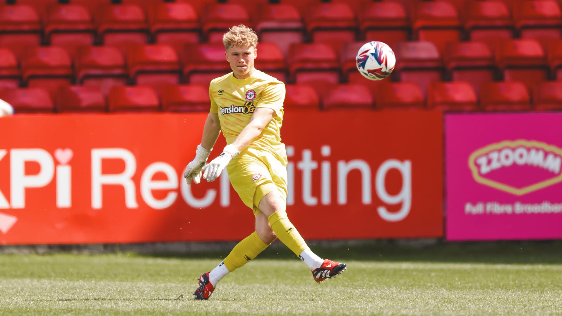 Reggie_Rose_v_Crewe_dtgre1