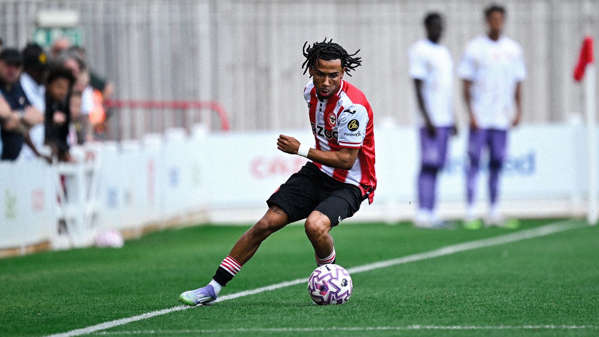 Romelle_Donovan_v_Sheffield_United_b1hrzl
