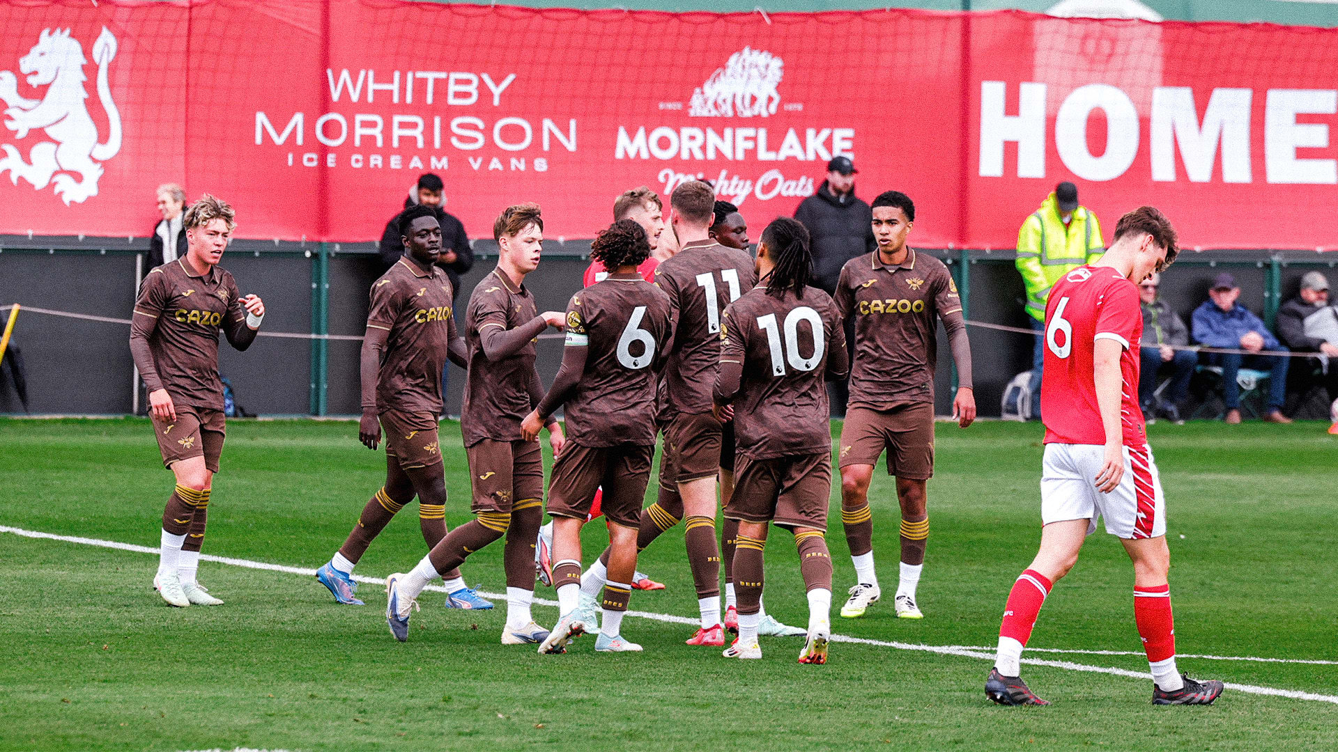 Team_cele_v_Crewe_a_dd4op2