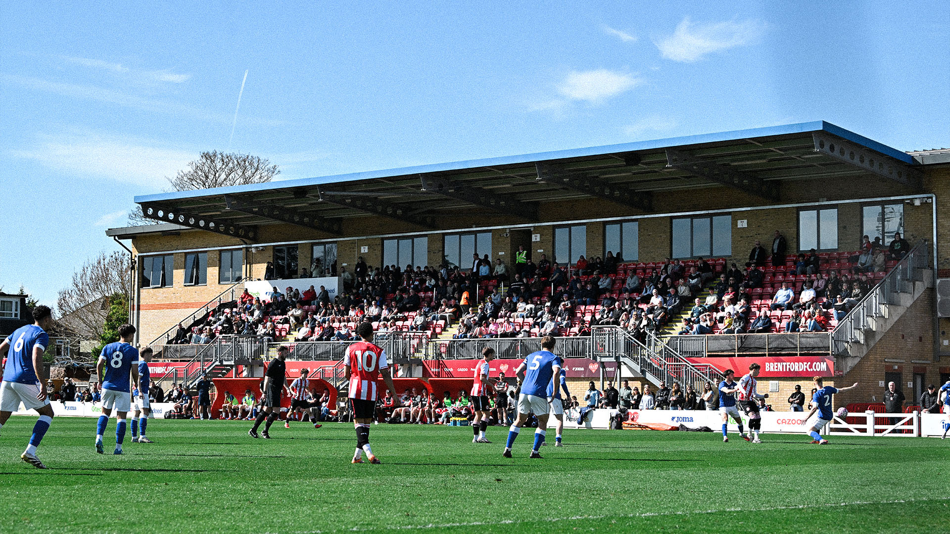 Wheatsheaf_Park_bmi8wb