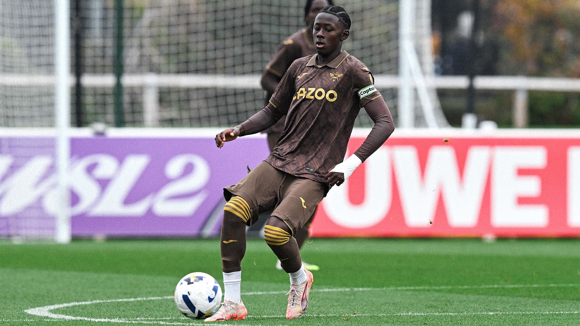 Yerime_Ouattara_v_Bristol_City_a_wyeize