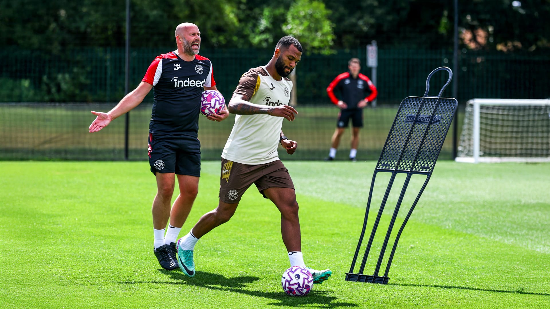 pre-season_7_pxvx77