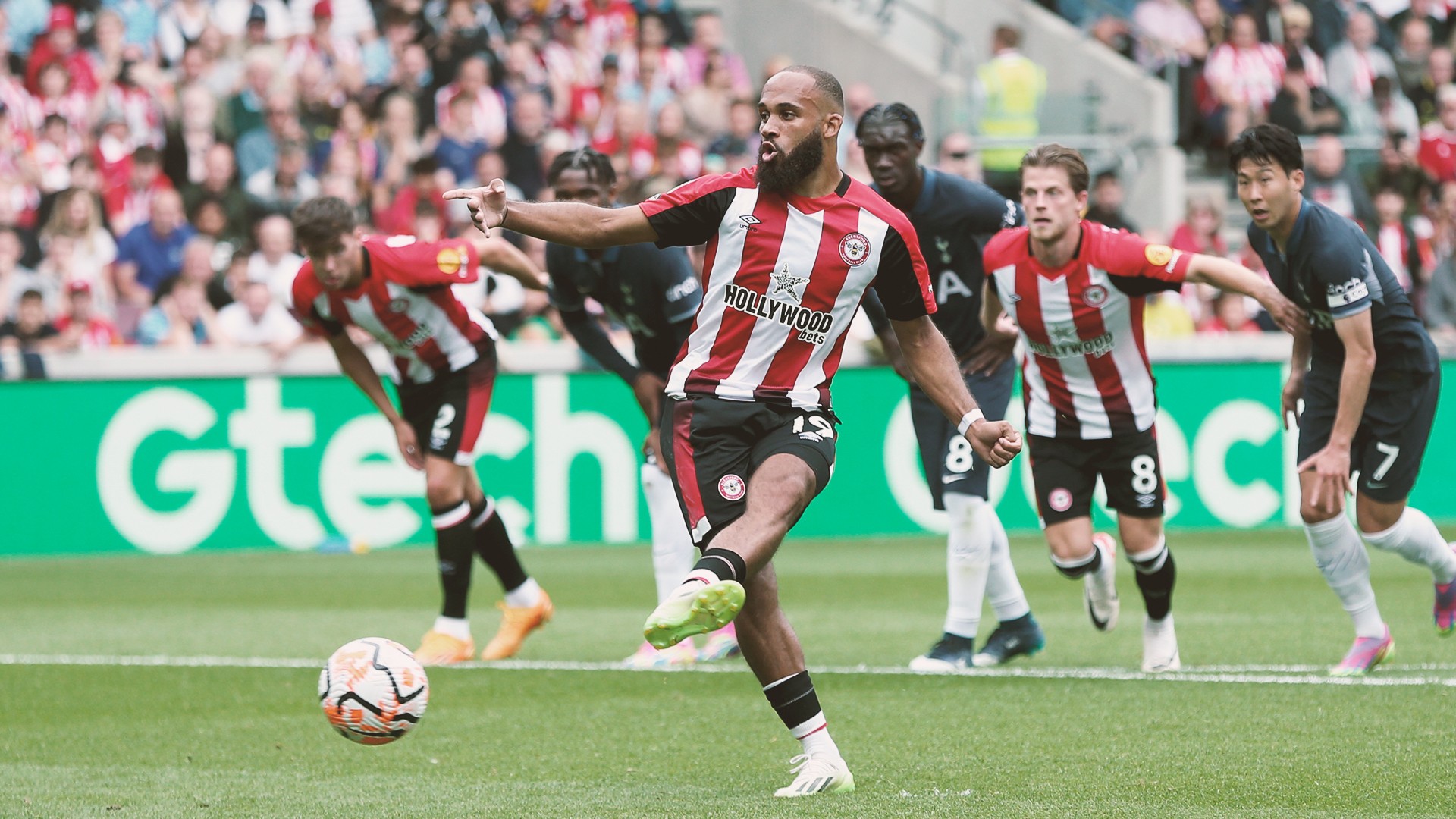 Tottenham sai atrás, mas arranca empate com o Brentford na retomada do  Inglês - Gazeta Esportiva