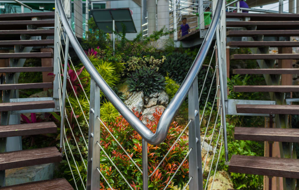 Stainless steel cable railing