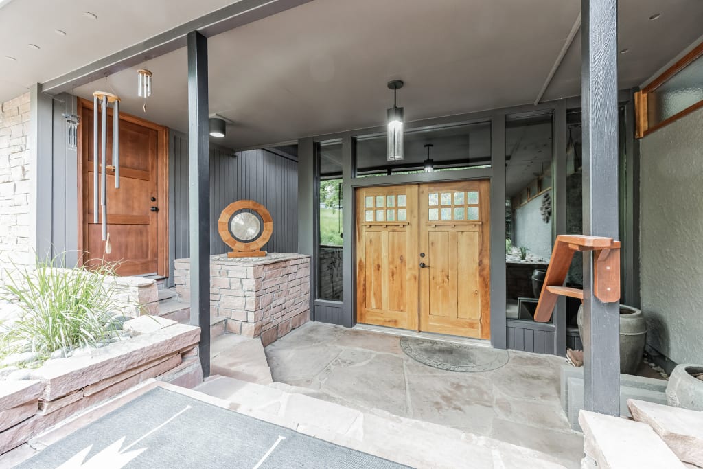 An actual after photo of the entry area of a Colorado home
