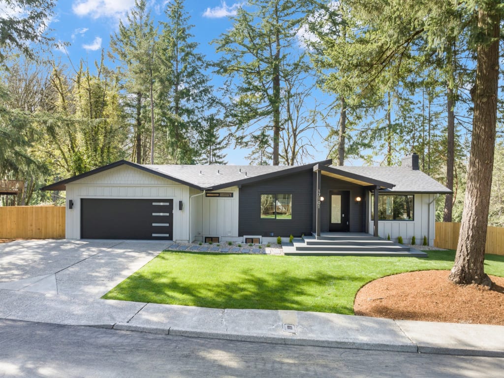 An actual after photo of the front of a ranch style home