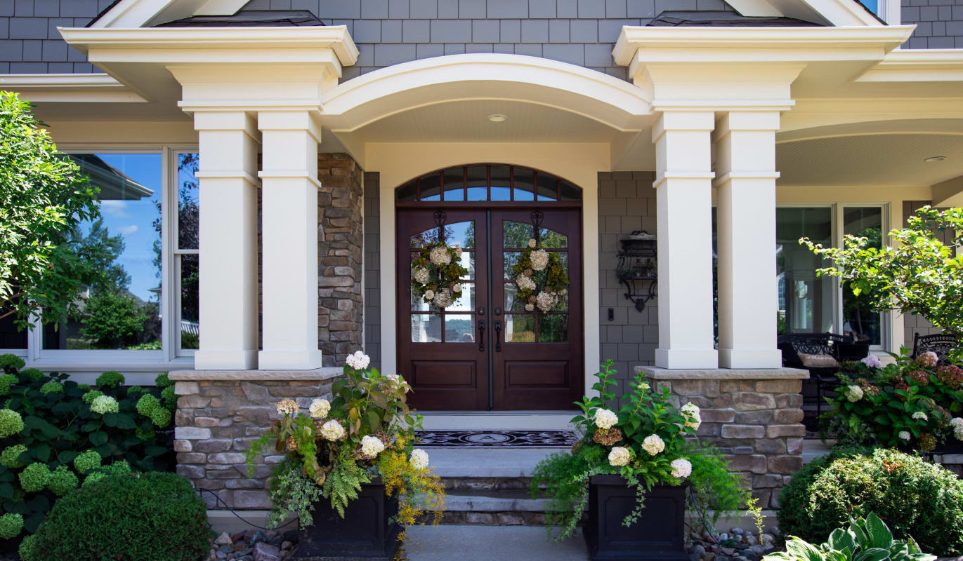 Planters, wooden door