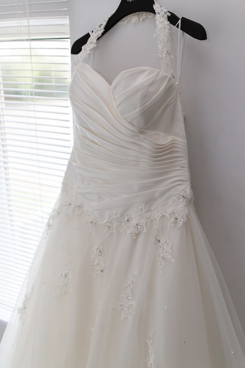 South West | Dorset | Poole | Spring | Coastal | Classic | Navy | White | Hotel | Real Wedding | Jennie Franklin #Bridebook #RealWedding #WeddingIdeas Bridebook.co.uk 