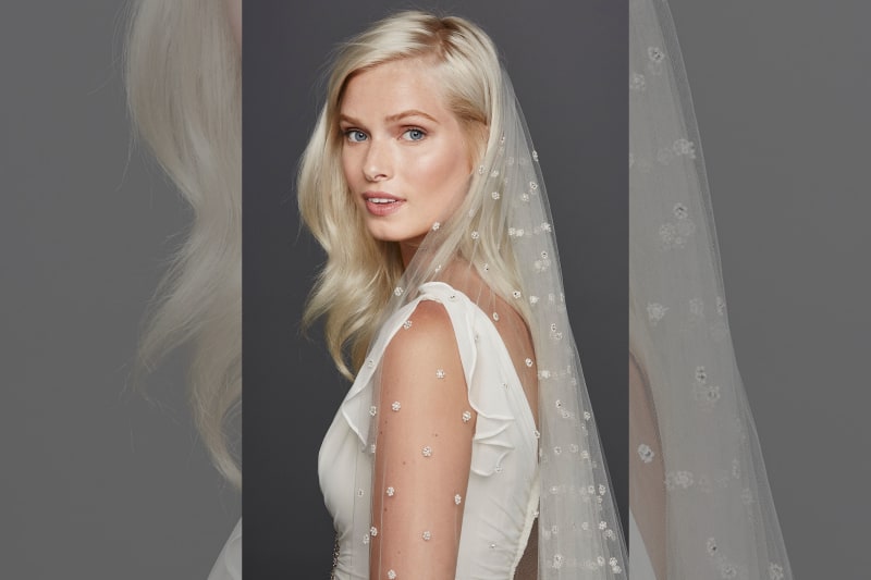 bridebook.co.uk dotted veil on blonde model
