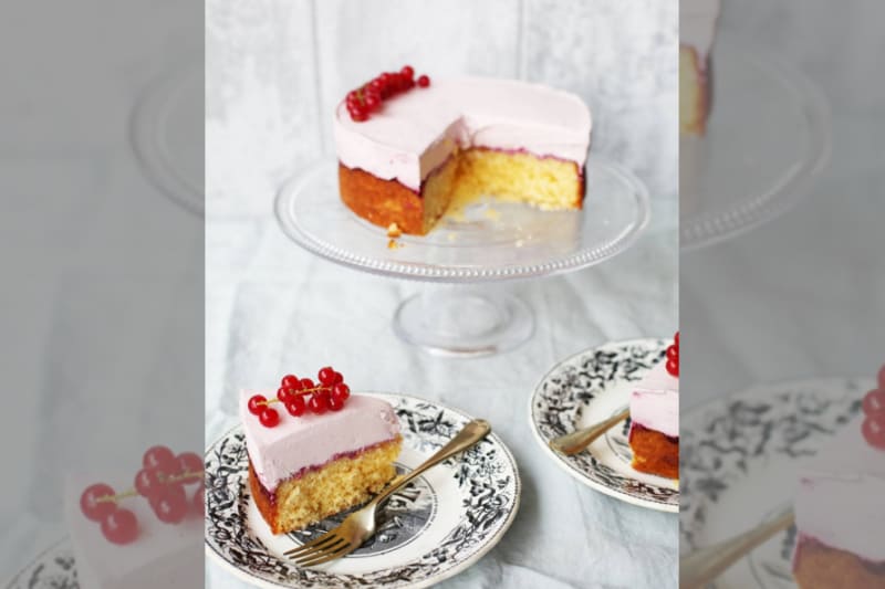 bridebook.co.uk strawberry sponge and cheesecake by rachel khoo