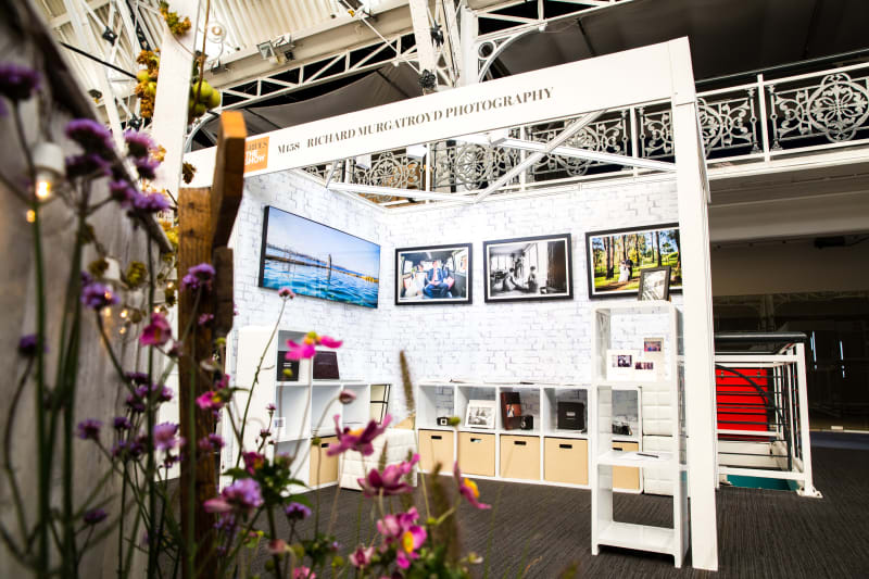 Bridebook.co.uk beautiful photographer's stand