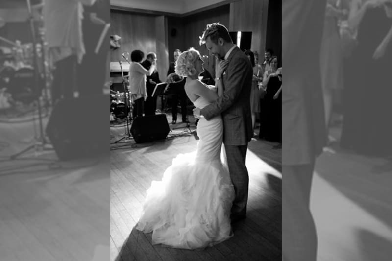 Bridebook.co.uk - bride groom dancing their first dance