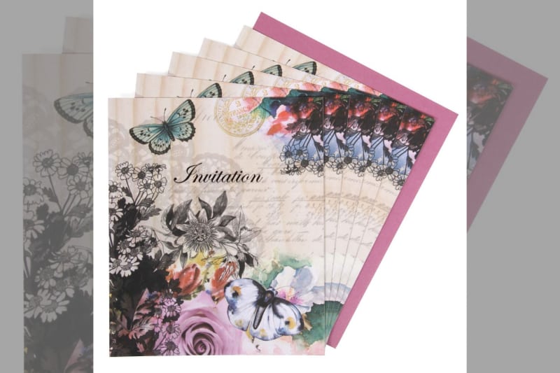 Bridebook.co.uk- ready made invitations