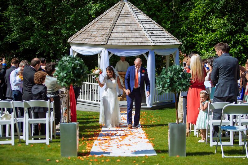 Lamisse & Adam in Sussex (Gazebo + Garden)