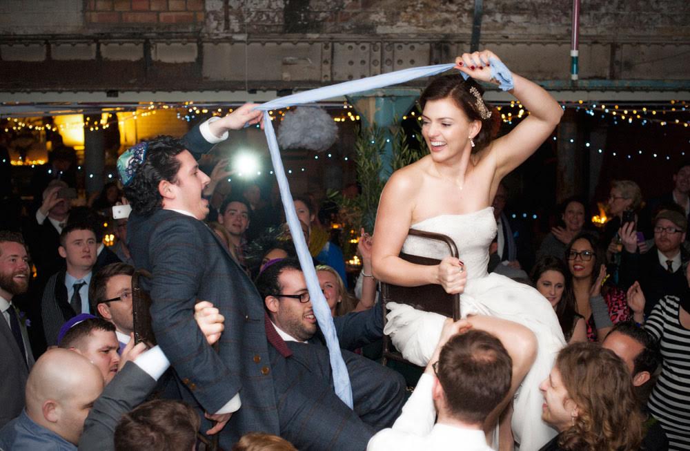 Smashing the Glass’ Top 5 Do’s and Dont’s For The Perfect Jewish Wedding