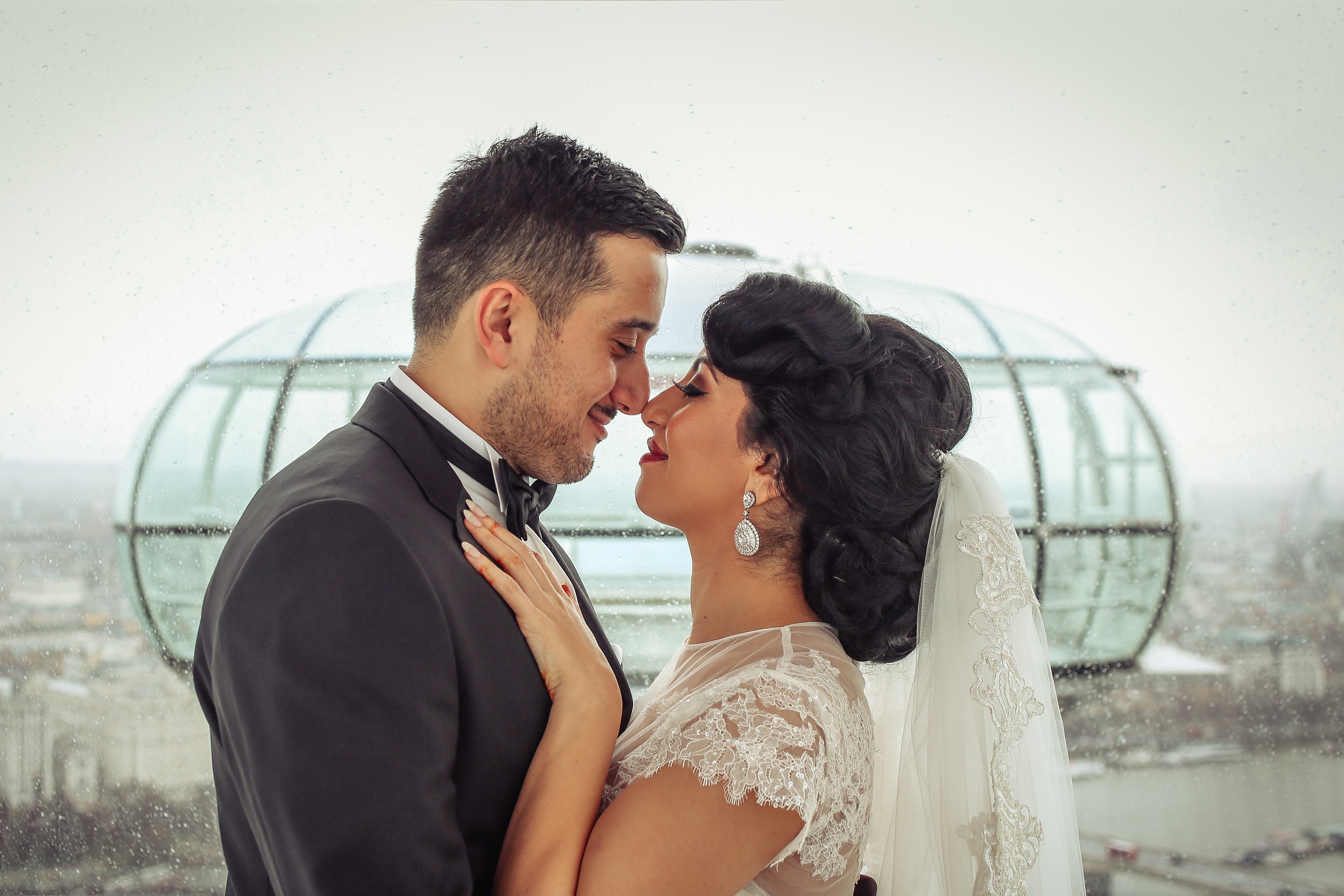 A Red and White Wedding at the London Eye