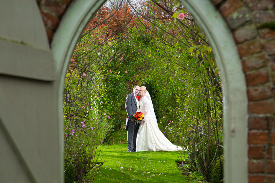 Eleanor & Peter in Norfolk (Pumpkins + Leaves)