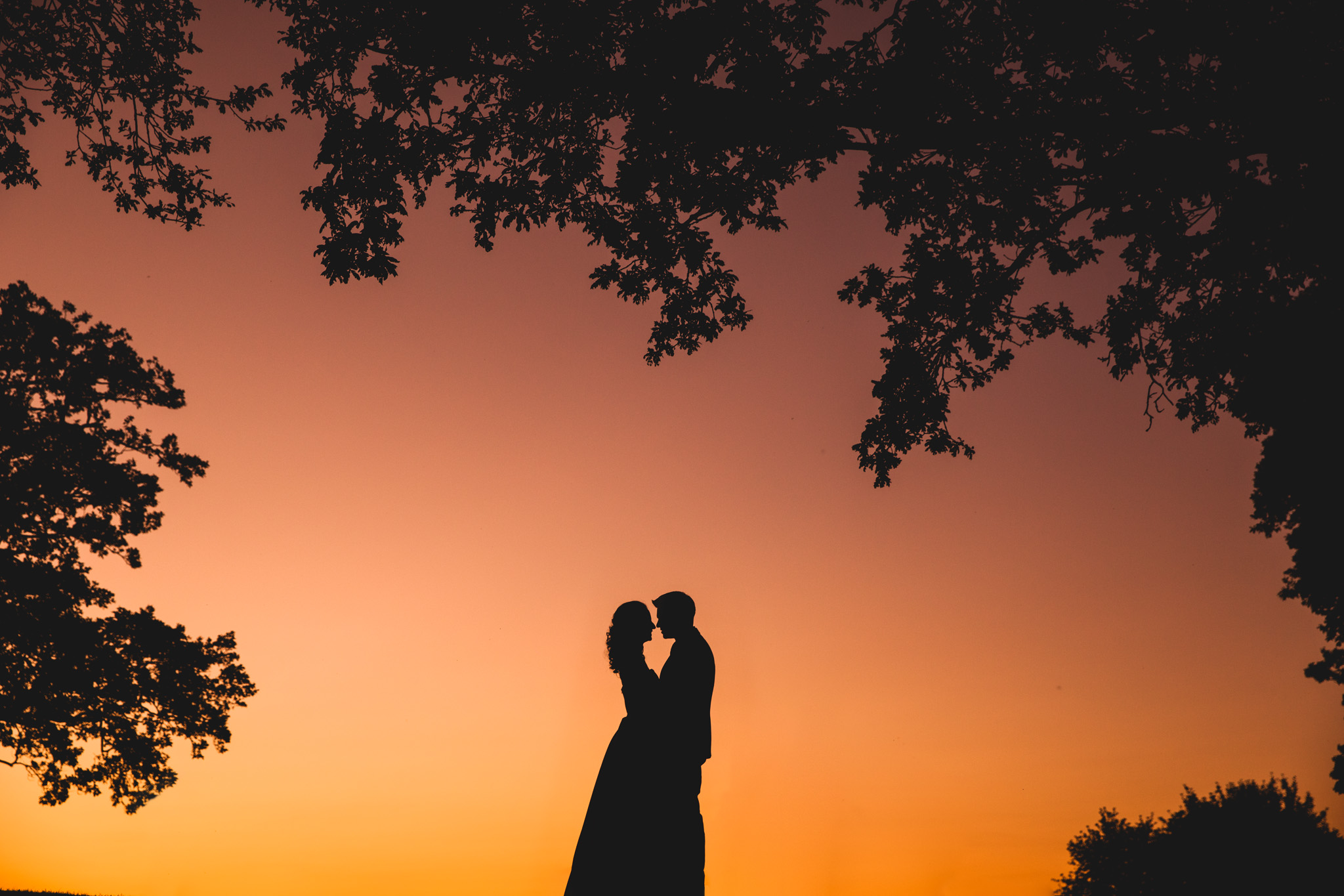 10 Best Wedding Photos of 2017