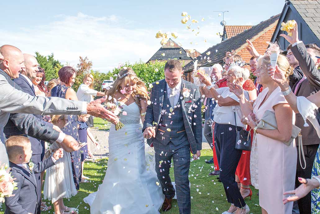 Newlyweds Confetti shot and Little Channels