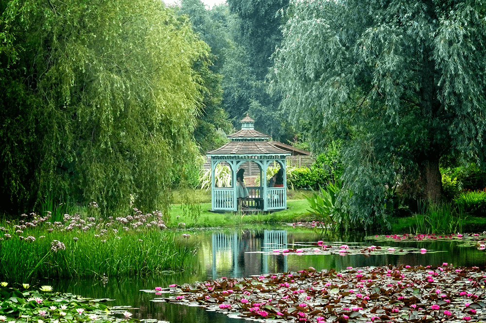 Bennets Water Gardens gazeebo.