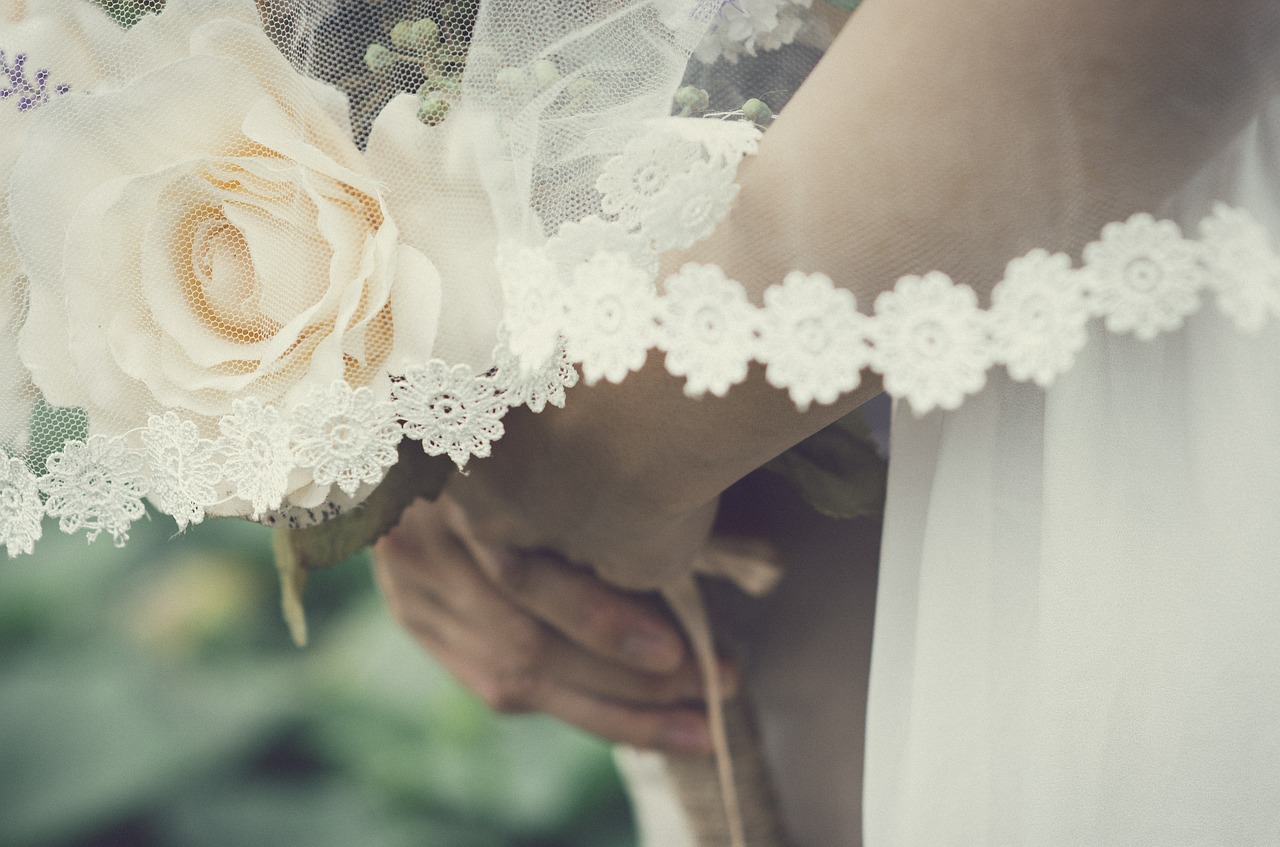 Collecting Your Wedding Dress – Final Checks