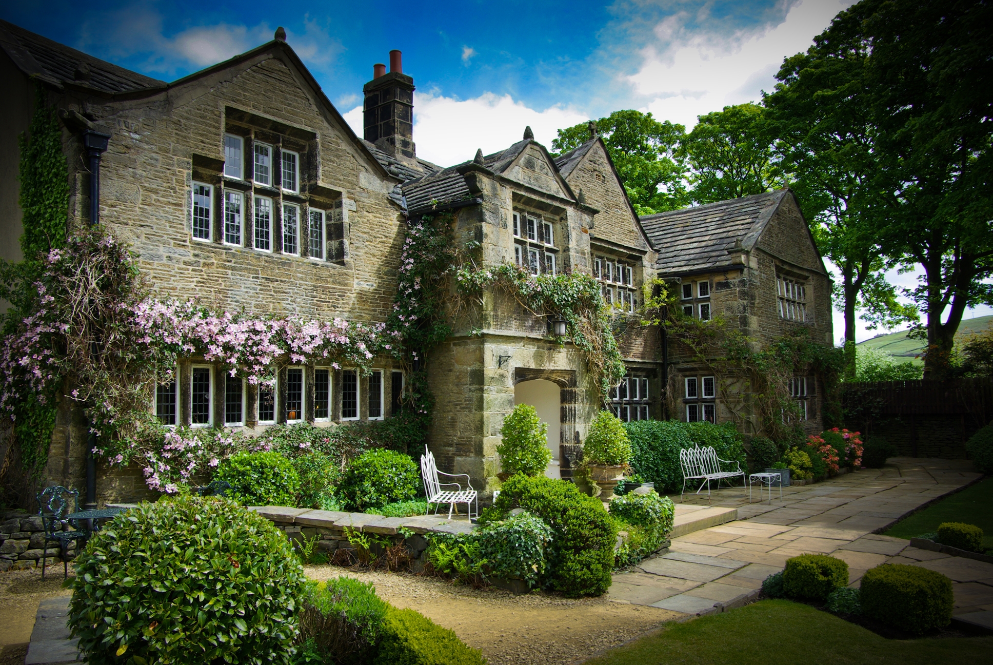 Venue Showcase: Holdsworth House Hotel & Restaurant