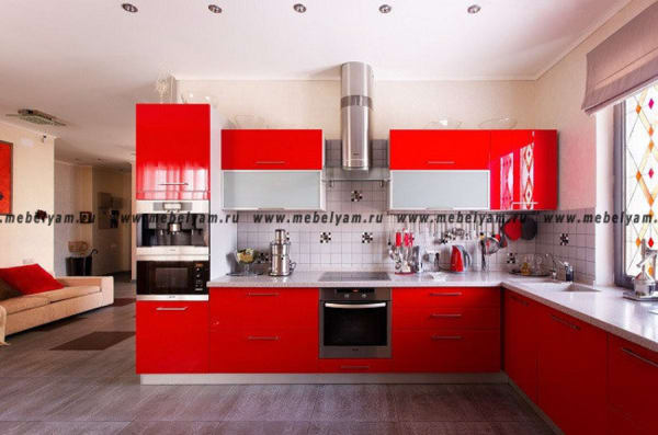 Кухня на заказ (МДФ) Красный