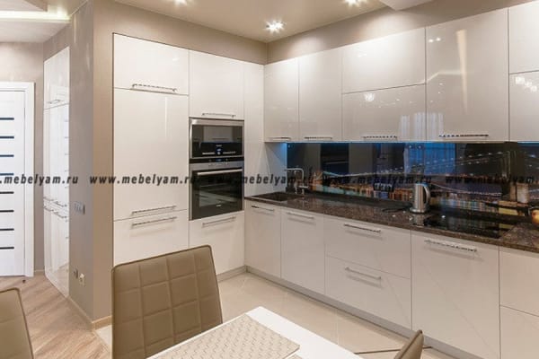 Кухня на заказ (МДФ) Бежевый