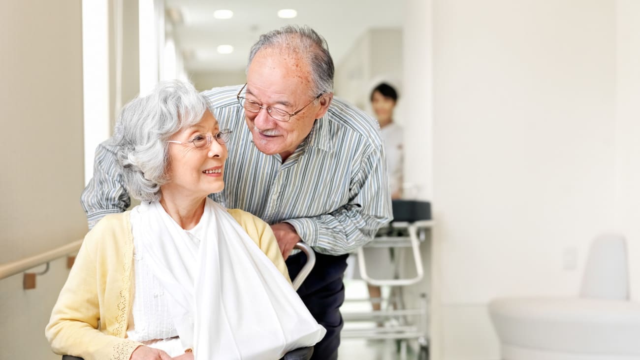 The Geriatric Fracture Program at Cedars-Sinai reaches patients who are hospitalized, as well as those seen by physicians in clinics within the Cedars-Sinai network. Photo by Getty.