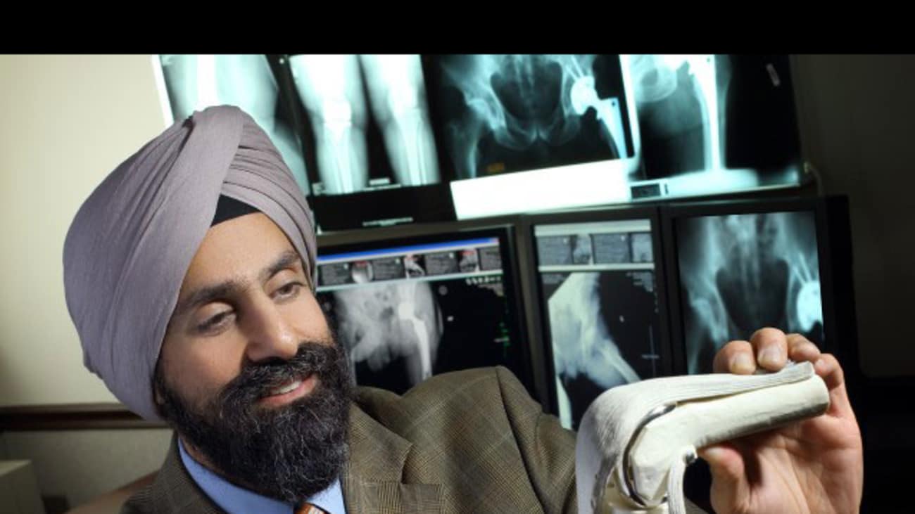 Harpal “Paul” Khanuja, chief of the Department of Orthopaedic Surgery at Johns Hopkins Bayview Medical Center.