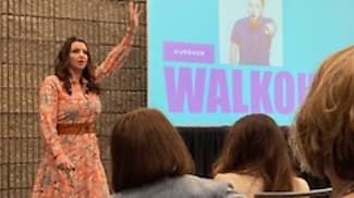 Nonverbal Cues Play Role in Creating Spectacle Sales