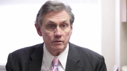 Expert comments on Surgeon General report about smoking