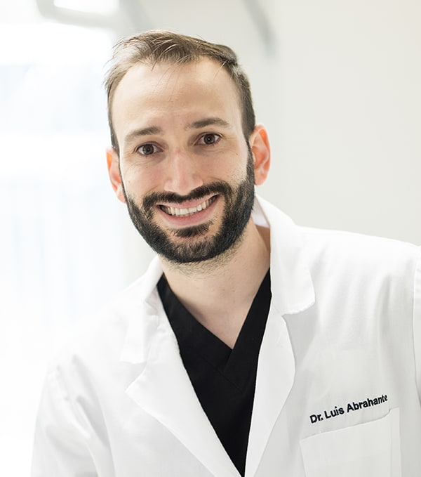 Luis Abrahante, DMD