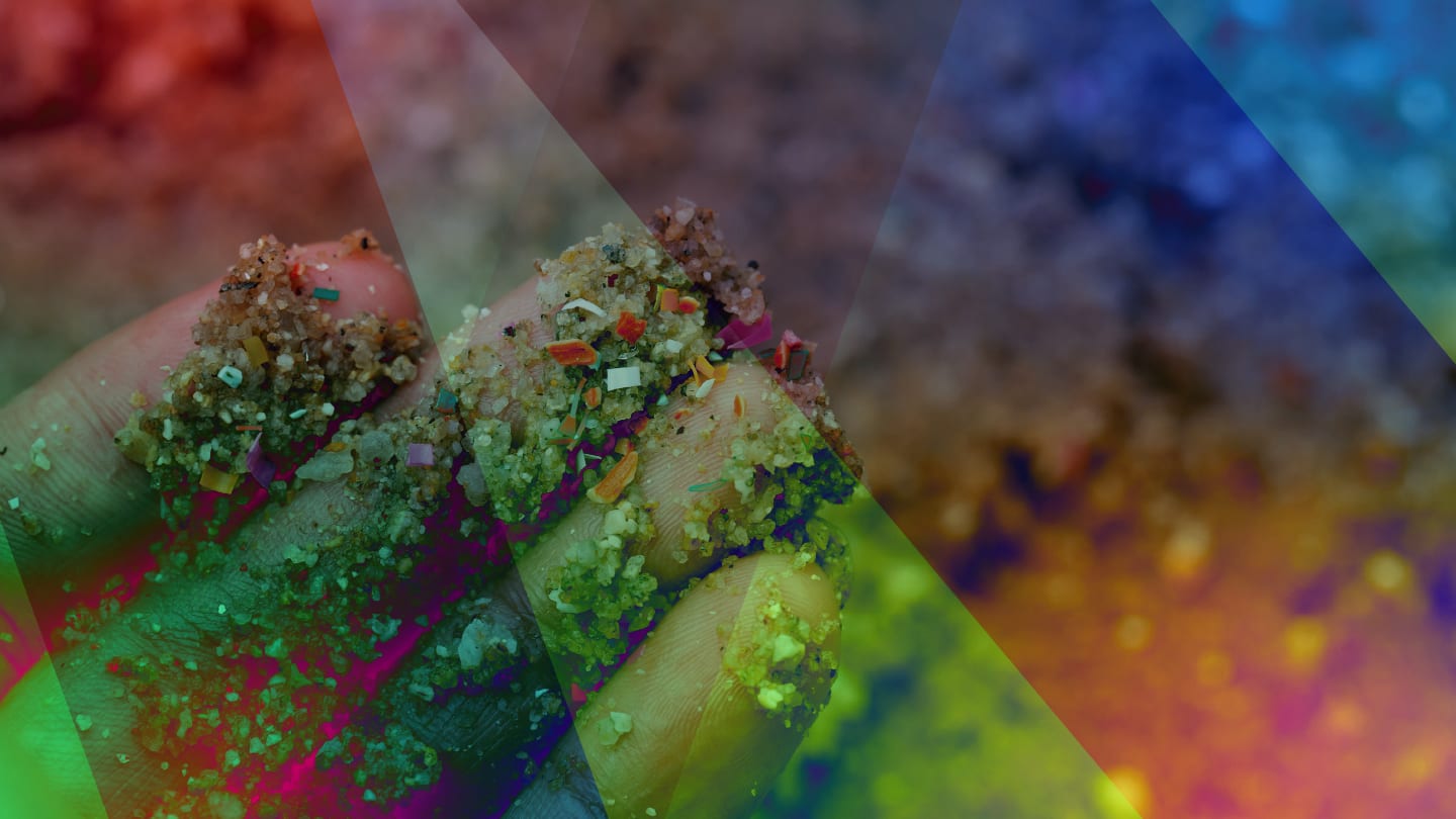 Engineered Bacteria Light Up Microplastic Pollution
