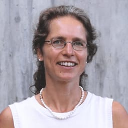 Antje Baeumner