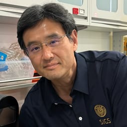 Zheng Ouyang