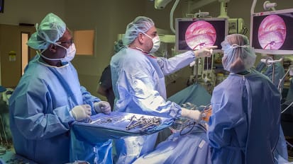 Cedars-Sinai's Team Leads the Next Generation of Thoracic Robotic Surgeons Into the Future of Medicine