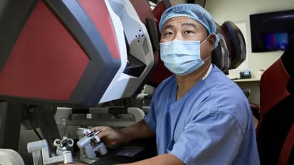 Pioneering Surgical Techniques with Advanced Robotic Surgery