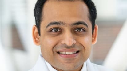 Clinical Trial Hopes to Boost Survival Rates with Personalized Treatment for Extensive-Stage Small Cell Lung Cancer