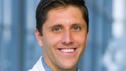 UT Southwestern Researchers Identify Risk Factors for Unsuccessful Bunion Surgery