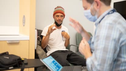 This New Treatment Can Adjust to Parkinson's Symptoms in Real Time