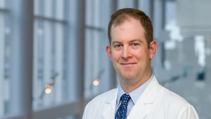 Consider risks and alternatives before deciding on LASIK surgery