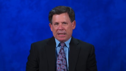 What are the current expert- and consensus-based guidelines for initial anti-infective treatment of MAC lung infection? Are they current and are there variations that are accepted by pulmonary or infectious disease experts?