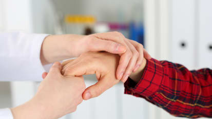 Updates in Reconstructive Transplantation: Surgical Considerations for Hand Transplantation 