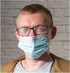 Fogging happens with mask wear. Leonid/stock.adobe.com