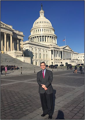 Dr. Rosenfeld visits the US Capitol to speak about return on investment in OCT development.
IMAGE COURTESY DR. ROSENFELD