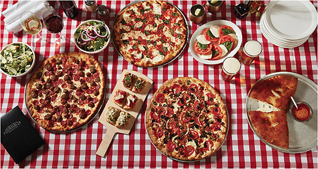 Grimaldi’s Pizzeria 
COURTESY OF TONIC PHOTO STUDIOS