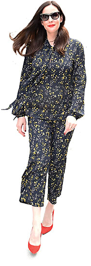 LIV IT UP
Actress Liv Tyler dons Givenchy style GV 7028/S Wire sunglasses from Safilo while in Tokyo.
Credit: Getty Images