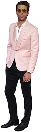 SO SORBET 
Spanish model and actor Jon Kortajarena rocks yellow sorbet-colored cosmetic lenses with Polaroid style PLD 2053/S from Safilo at the premiere of the Spanish drama “Pieles” (or “Skins”). Credit: Getty Images